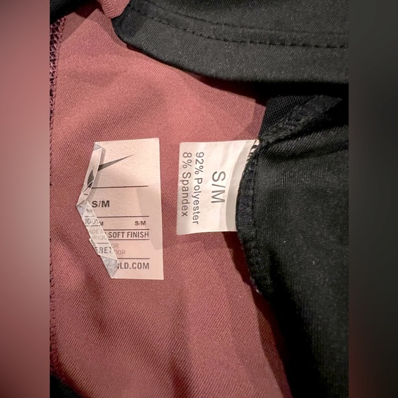 NIKE CROP TOP MESH BACK SIZE S/M - Picture 4 of 5